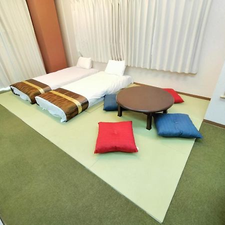 Appartement Ozawa Building à Ōsaka Extérieur photo